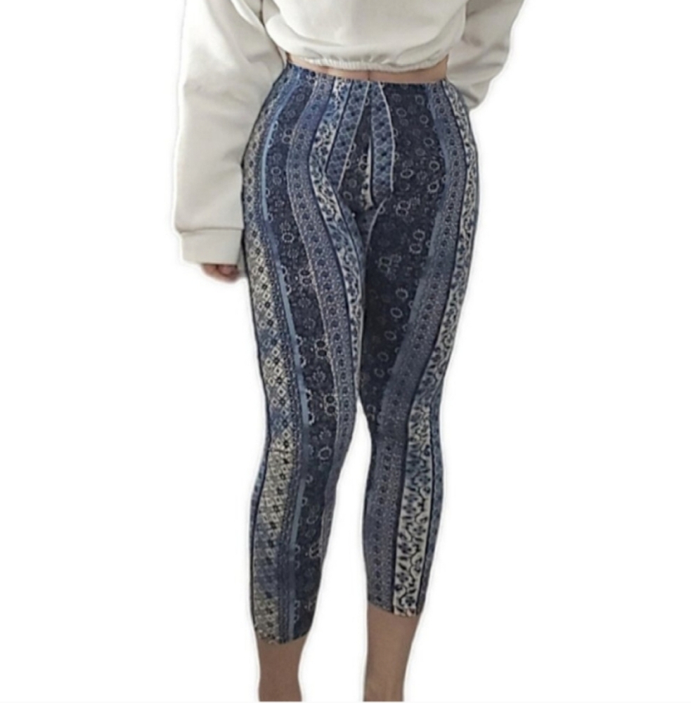 SWS Microfiber Paisley Leggings